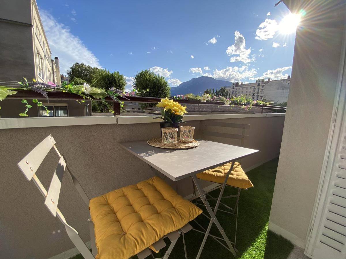 Le Bourget, Grand Appartement Proche Du Centre Grenoble Esterno foto